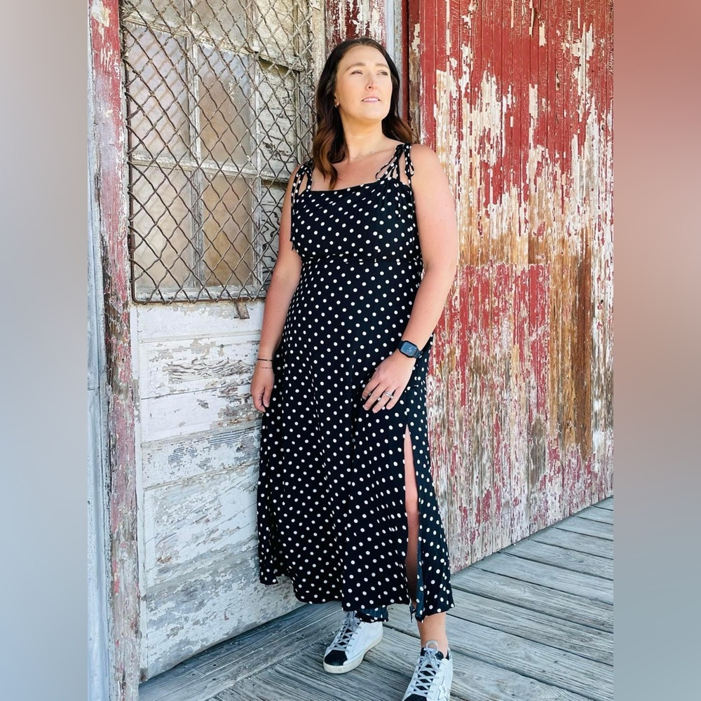 Polka dot maxi b/w dress J.NNA